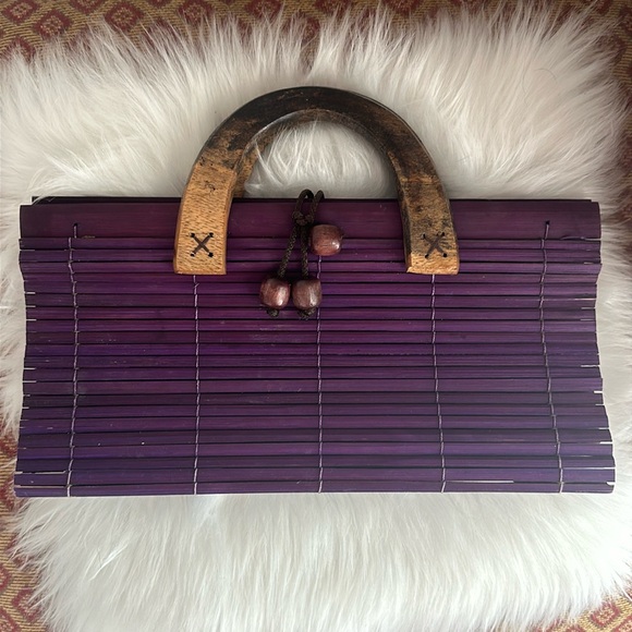 Purple wooden collapsible carved bamboo handbag - Picture 1 of 7